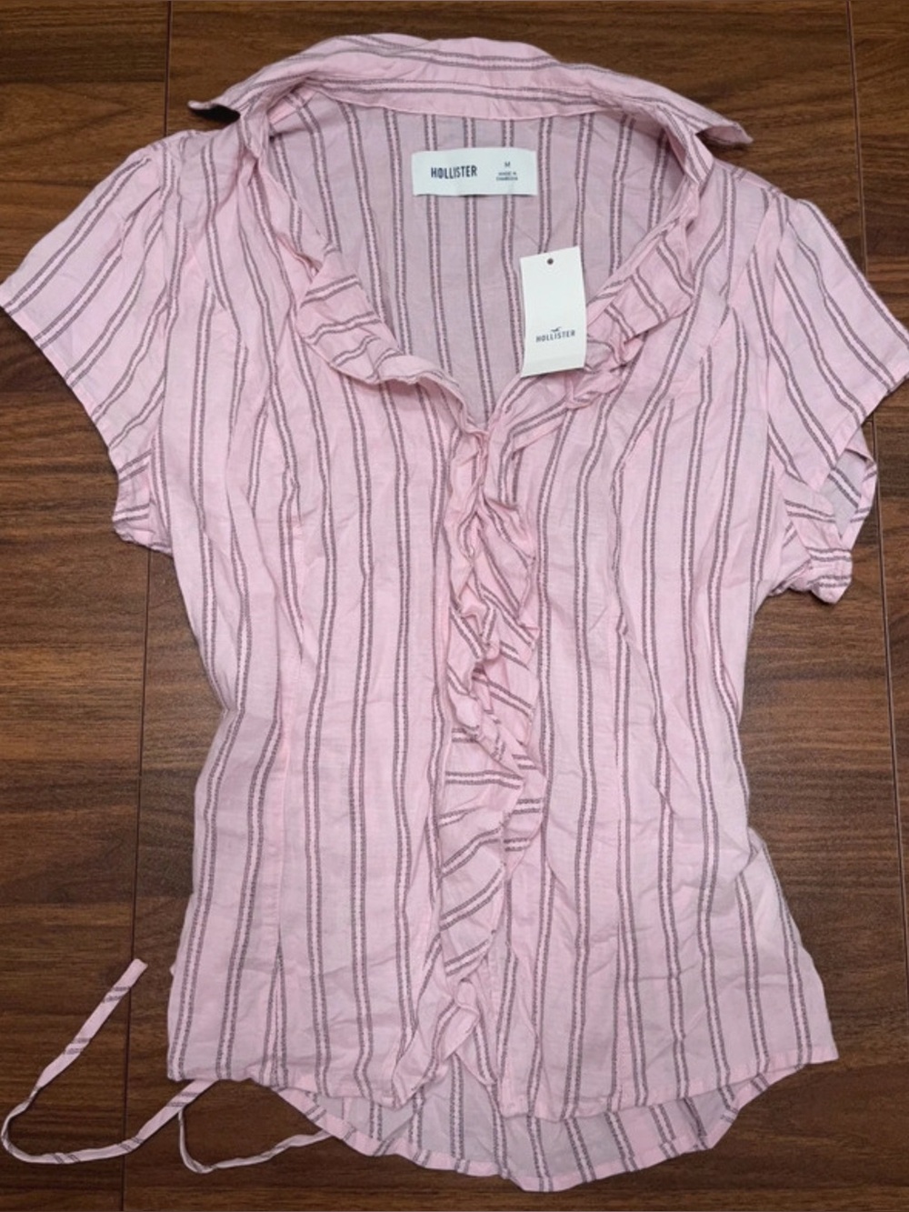 NWT Hollister Pink Button Up Ruffle Flyaway Shirt